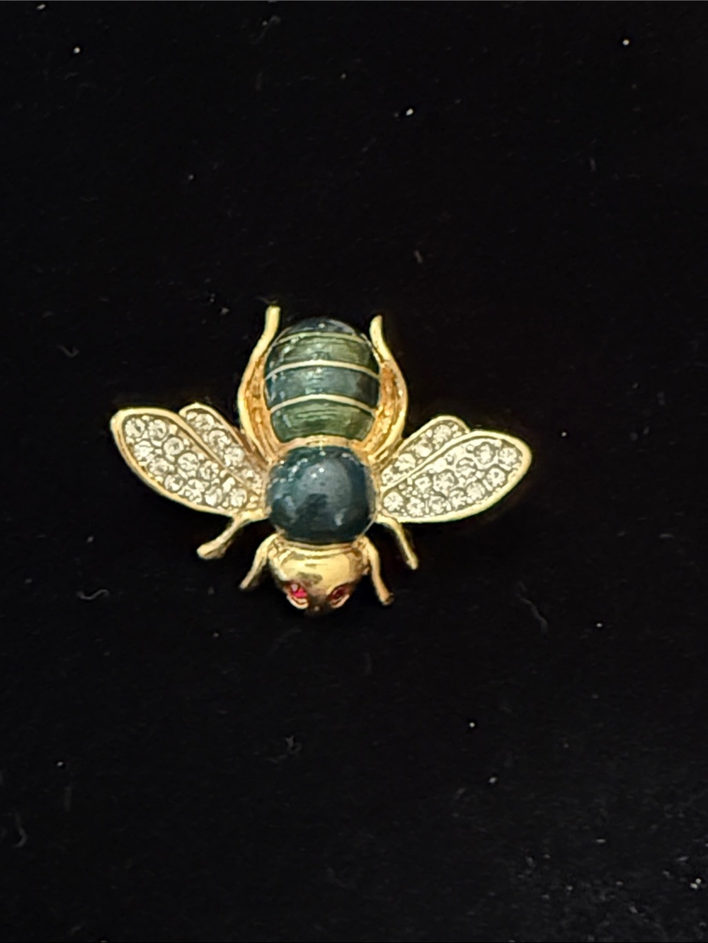 Unsigned Green Enamel and Rhinestone gold tone brooch